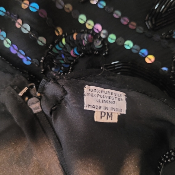 Stunning Vintage Black Sequined and Beaded Dress from Scala - Picture 3 of 16